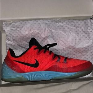 Nike Zoom Kobe Venomenom 5